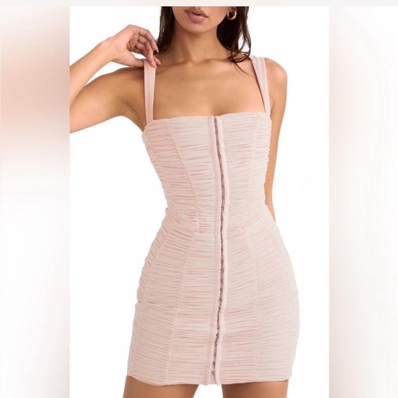 graduation gown outfit men